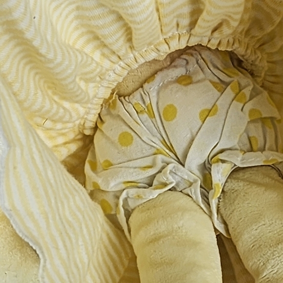 Bunnies by the bay yellow duck plush toy Lolliwaddle - Picture 9 of 10